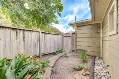 Single family detached home