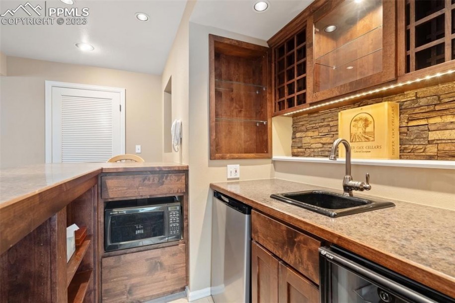Family house on sale-7